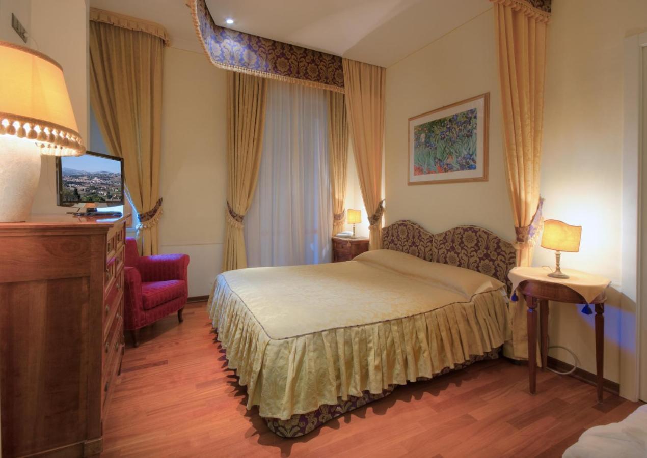 Hotel Giardino San Lorenzo in Campo Pokoj fotografie